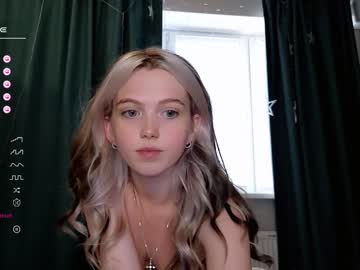 Nude cam girl small_blondee image #5126890