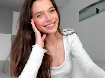 Nude cam girl isia_slay image #2941966
