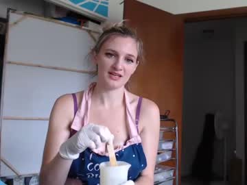 Nude cam girl glutenfreehulahoops image #1493792