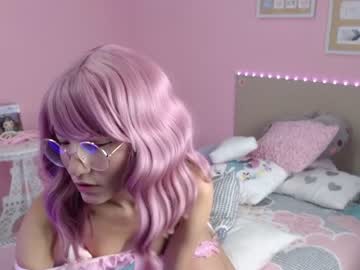 Nude cam girl little_effy18 image #1796608