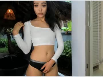 Nude cam girl aina_kun image #1698430