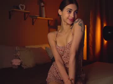 Nude cam girl cuteelsa_ image #5778122