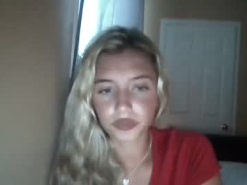 Nude cam girl kittyklaws003 image #2149172