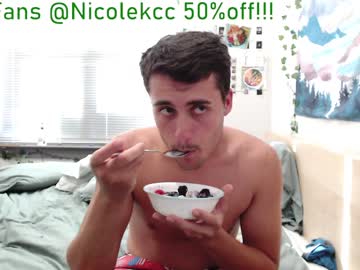 Nude cam girl nicolekc image #5150566
