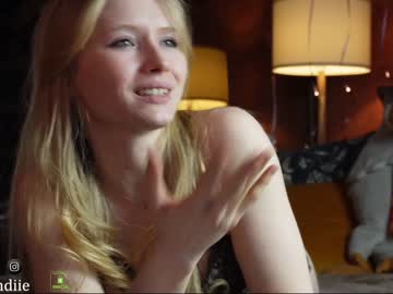 Nude cam girl bestblondiiecb image #6362730