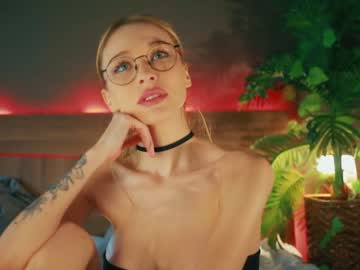Nude cam girl kirsten_xxx image #2724514
