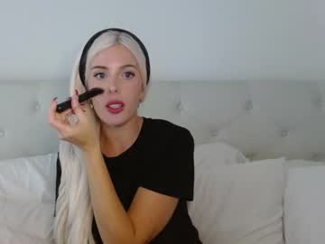 Nude cam girl catberg image #3466569