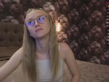 Nude cam girl angeellina image #2018615