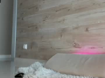 Nude cam girl meryfoxxx image #5090444