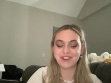 Nude cam girl loveylola image #2252492