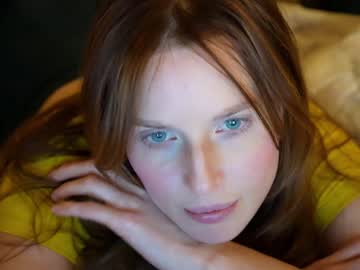Nude cam girl ellaa91 image #3108604