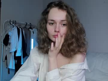 Nude cam girl mxxnsxsul image #2182508