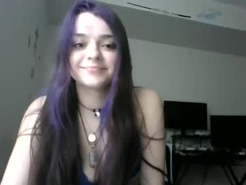 Nude cam girl riahbaby8765 image #1880421