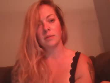 Nude cam girl islandlove333 image #6966535