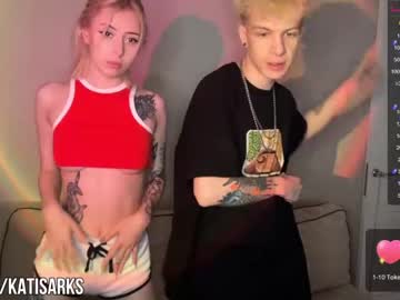Nude cam couple kitty_vs_world image #2708335