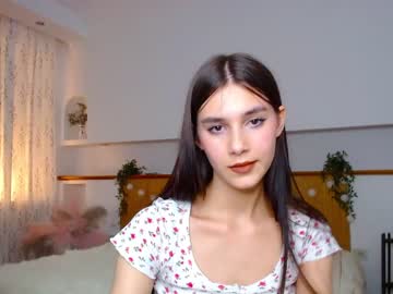 Nude cam girl li1lee_cherry image #2442777