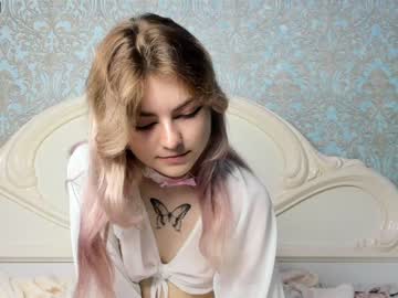 Nude cam girl lostallice image #2673974