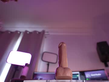 Nude cam girl hannahjames710 image #4388097