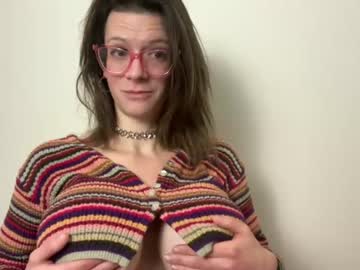 Nude cam girl naomi_reah image #6039550