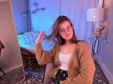 Nude cam girl zlata_luna image #330219