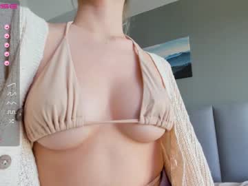 Nude cam girl hee_jin image #2518466