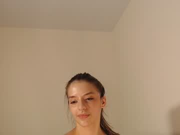 Nude cam girl lesi_moon image #4971654