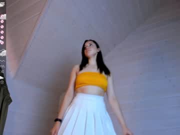 Nude cam girl darling_kira image #2620769