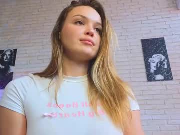Nude cam girl peachylina image #7058167