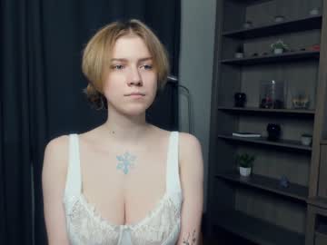 Nude cam girl kristi_moss image #5593477