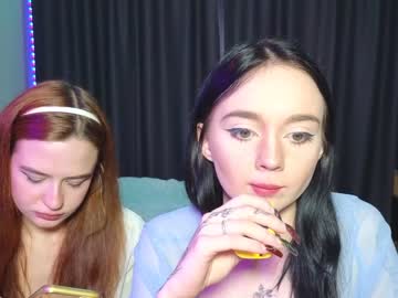 girls_with_paws nude girls camming