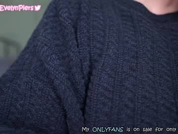 Nude cam girl evelynpiers image #1877110