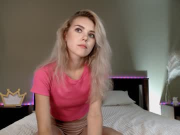 Nude cam girl amourvenenum image #2330491