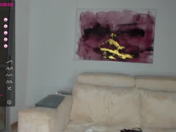 Nude cam girl swt_molly image #1310185