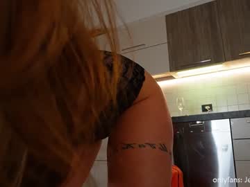Nude cam girl therealbonnieclydex image #3948711
