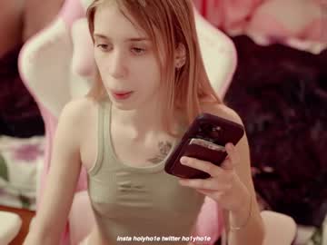 Nude cam girl ho1yh01e image #6267275