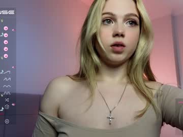 Nude cam girl small_blondee image #4424232