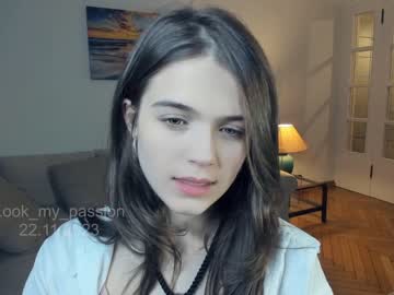 Nude cam girl look_my_passion image #5732388