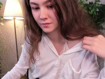 Nude cam girl little_mandy image #2276230
