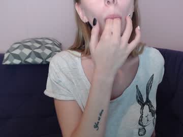 Nude cam girl lina_milk image #21792