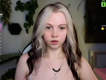 Nude cam girl small_blondee image #4809616