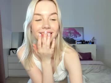 Nude cam girl _emiliaaa image #4243697