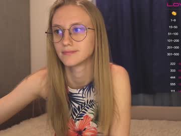 Nude cam girl angeellina image #1581390